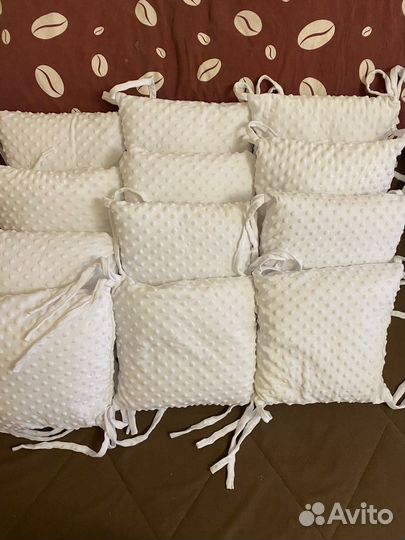 Бортики в кроватку