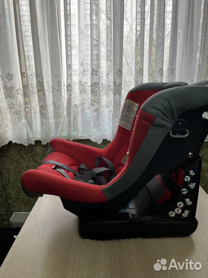 Детское автокресло chicco