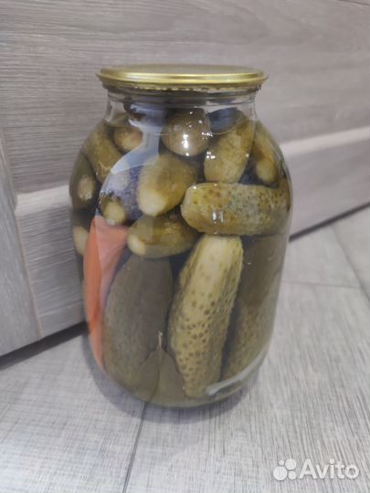 Солёные огурцы,помидоры,квашенная капуста,компот