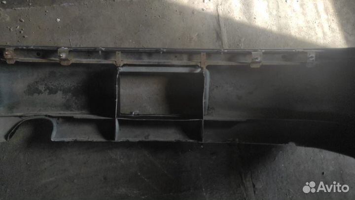 Бампер задний тойота карина