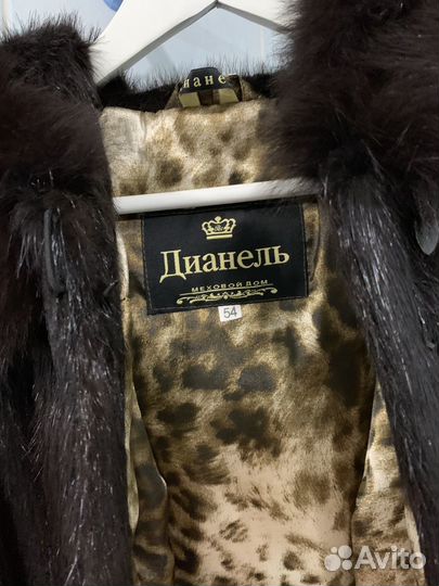 Шуба из нутрии с капюшоном