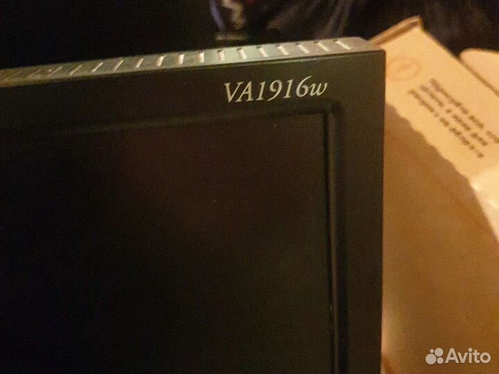 Монитор Viewsonic 22