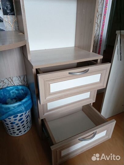 Письменный стол