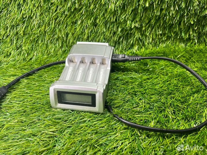 Зарядка для AA/AAA аккумуляторных батареек C905W Т