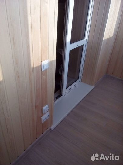 Остекление и обшивка балконов и лоджий