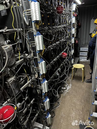 Асик Майнер Bitmain Antminer S19 J Pro 104 Майнинг