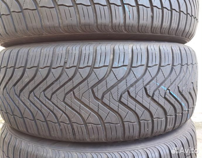 Gripmax Status Allclimate 235/55 R19 105W