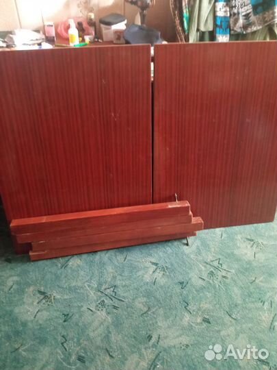 Письменный стол