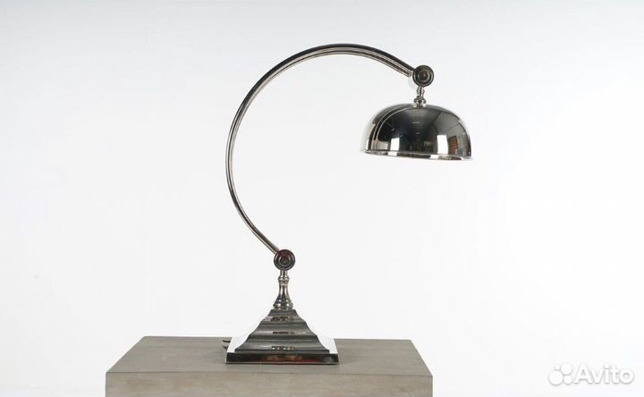 Лампа настольная