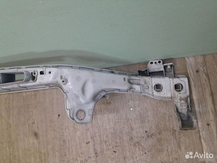 Панель передний Ford Fusion 2