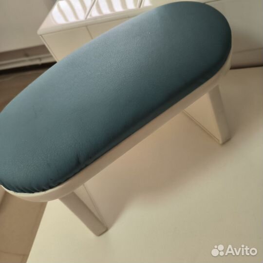 Полочка для рук (маникюрная)