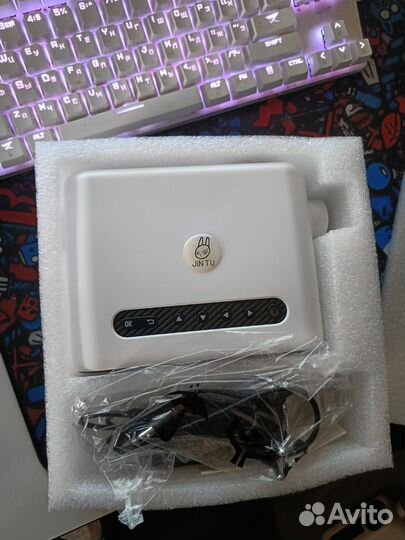 Мини проектор продаю