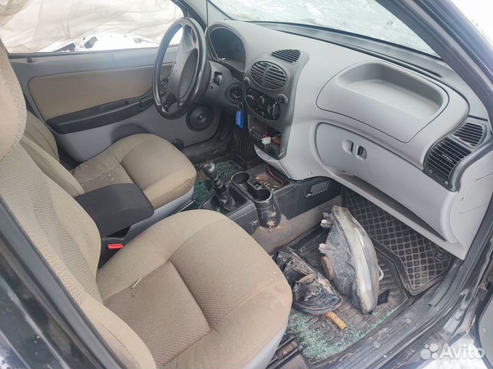 Лада калина хэтчбек 2012г.в в полный разбор