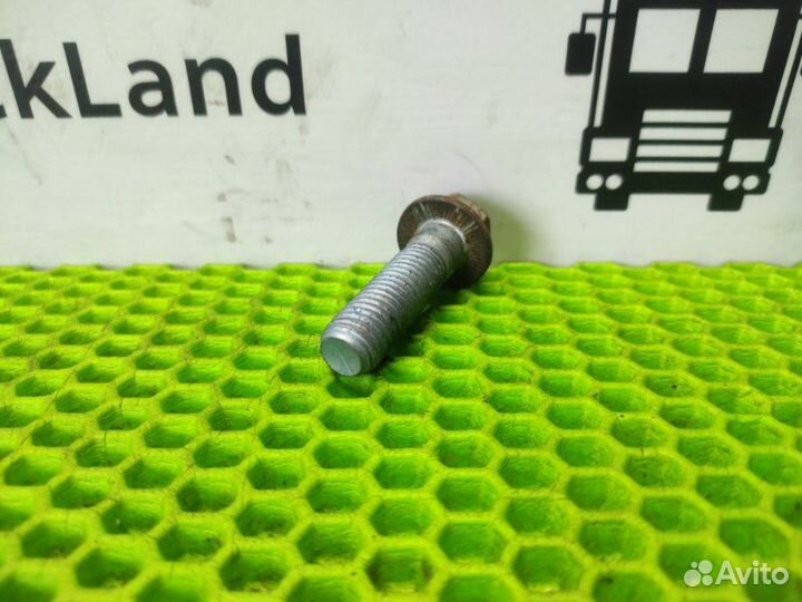 Болт М14х50-10,9 Man Tgx