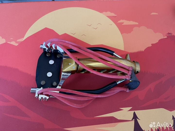 Рогатка для заброса подкорма рыболовная