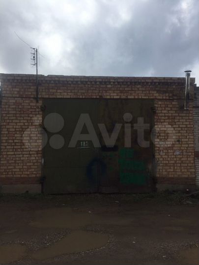 Гараж, > 30 м²