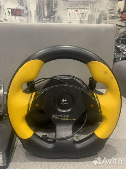 Игровой руль logitech