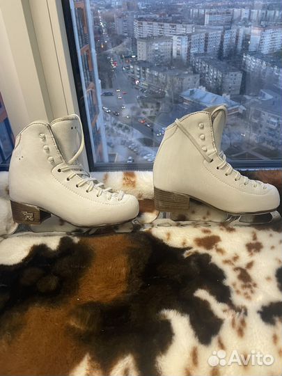 Фигурные коньки risport electra 225