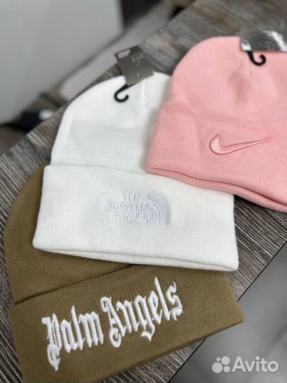 Шапки в ассортисенте