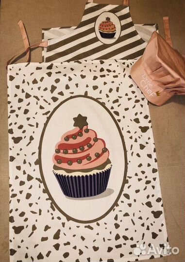 Передник, шапочка, полотенце