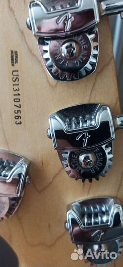 5 струнная бас гитара