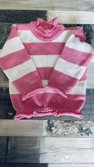 Свитер новый