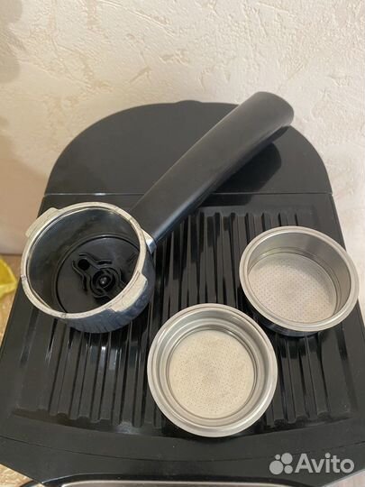 Кофеварка рожковая redmond RCM-1511