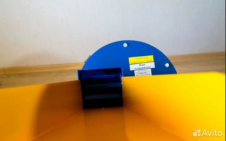 Измельчитель сена, травы и соломы Кубанец-300тр