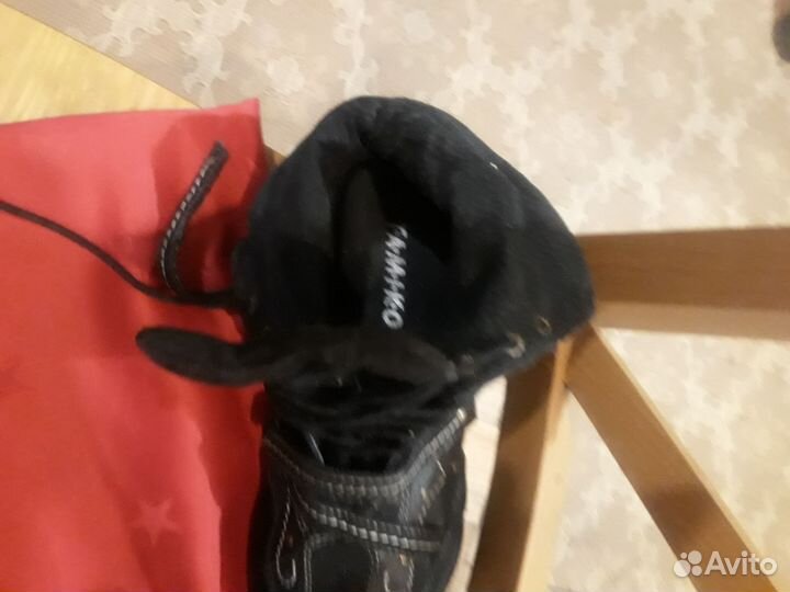 Ботинки женские 39 размер