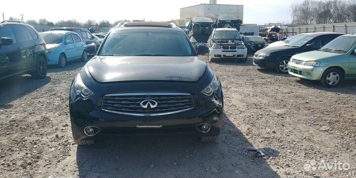 Infiniti fx35 s51 в разбор на запчасти