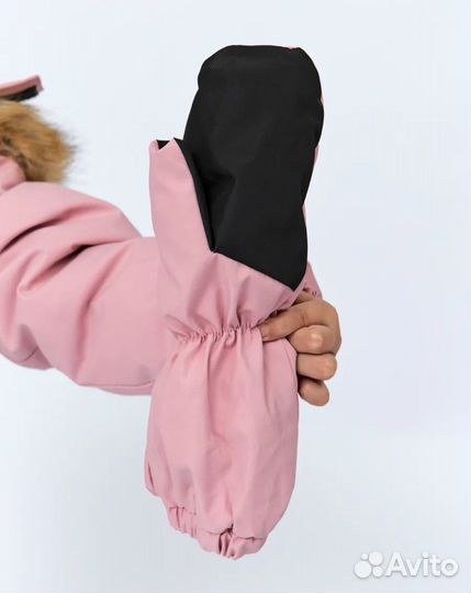 Зимний комбинезон для девочки