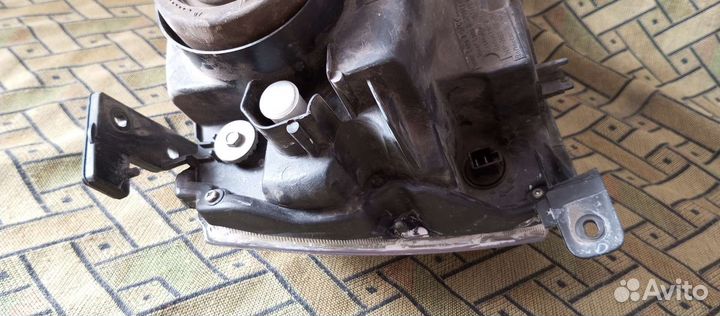 Фара Сузуки Гранд Витара