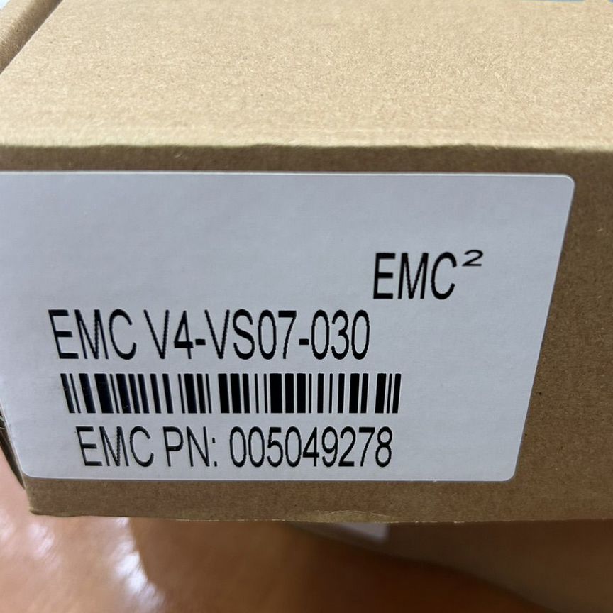 [V4-VS07-030] Жесткий Диск Emc 3tb 005049278 V4-Vs07-030