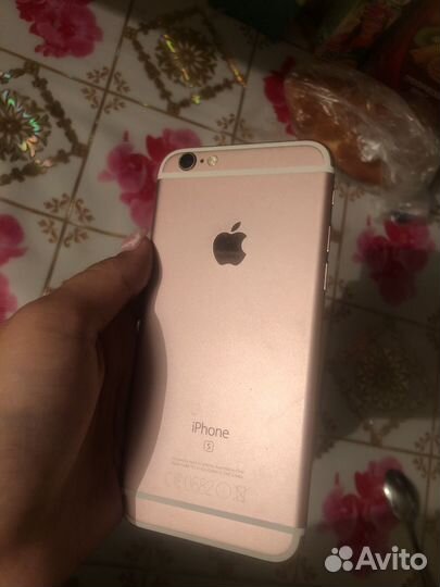 iPhone 6S, 32 ГБ