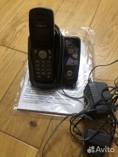 Беспроводные радиотелефоны в хорошем состоянии