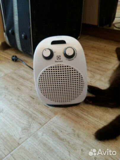 Тепловентилятор Elektrolux