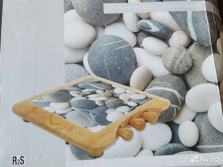 Сервировочная доска для сыра с ножами