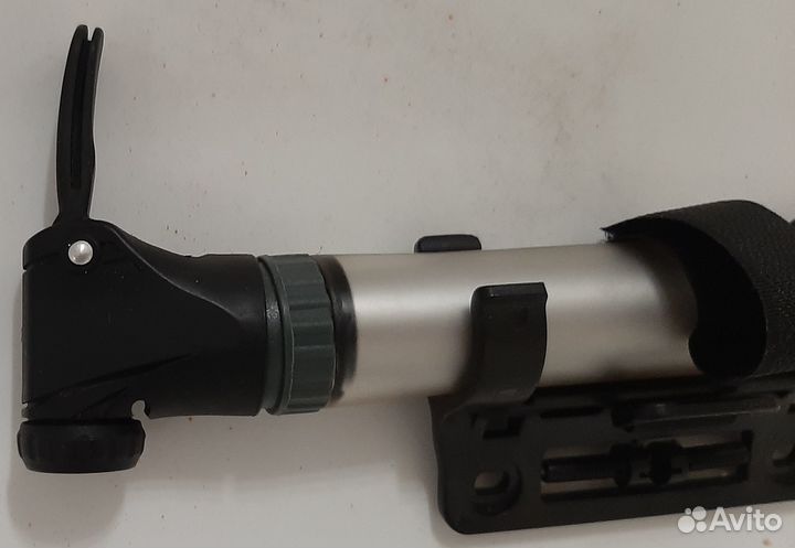 Велосипедный насос с держателем