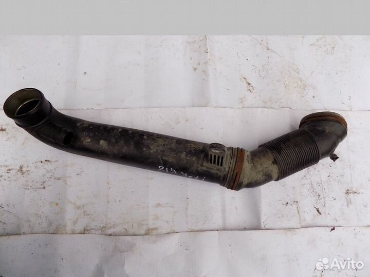 Патрубок воздушного фильтра Yeti 2009