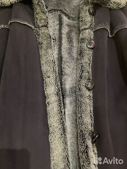 Куртка женская 46 48 с капюшоном