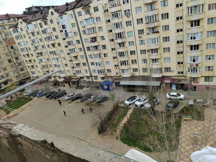 3-к. квартира, 77 м², 8/9 эт.