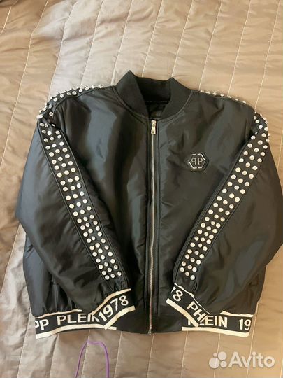 Бомбер женский