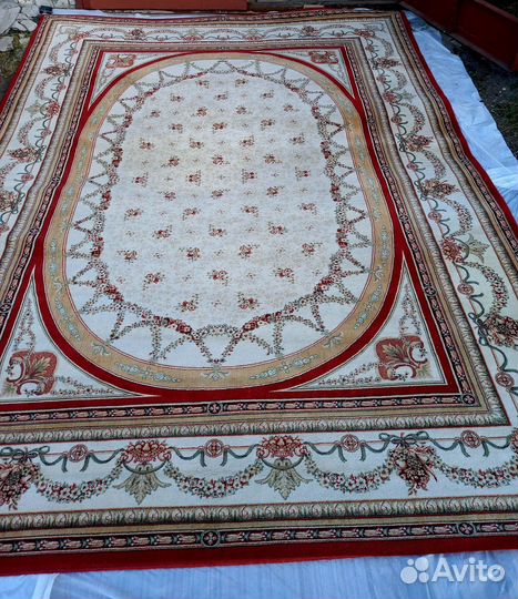 Ковер жаккардовый шерстяной