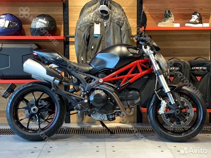 Мотоцикл ducati Monster 796 ABS