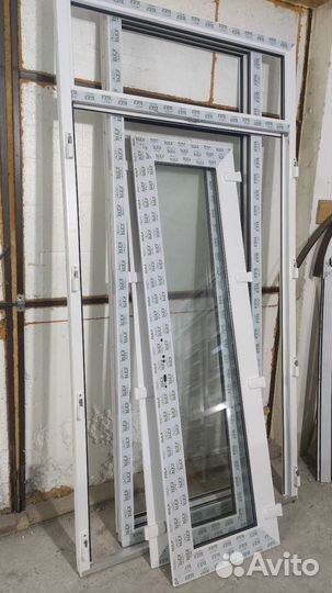 Витраж Белый 3,09х2,87 m