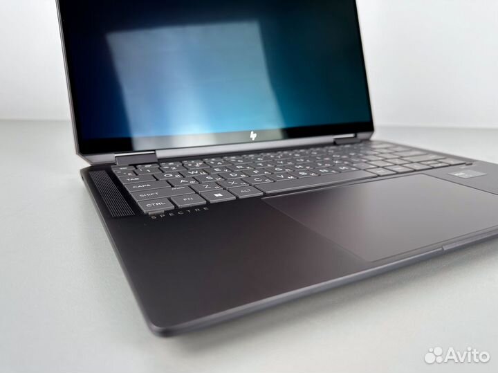 HP Spectre 360 AI 2024 Ultra 7/5 / RTX4050 32GB