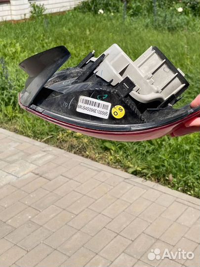 Задний правый фонарь Volkswagen Polo Sedan