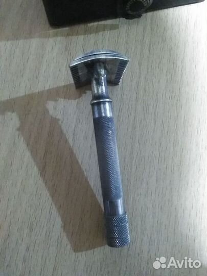 Бритвенный станок Gillette USA выпуск 1917года