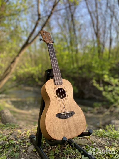 Укулеле Flight DUC 373 концерт новое с комплектом