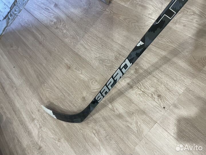 Клюшка хоккейная